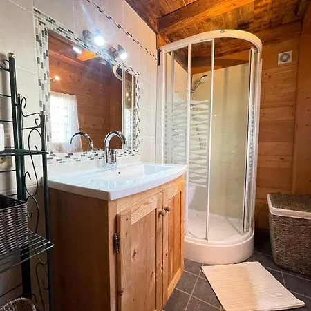 Mazot Savoyard Avec 2 Chambres, Wifi, Animaux Admis, Parking Privatif - Fr-1-505-217 Apartment *